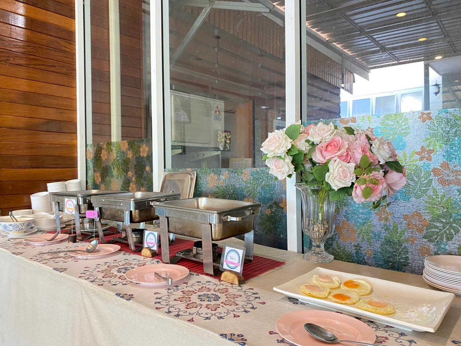 Chaophayathara Riverside Hotel Chai Nat Dış mekan fotoğraf